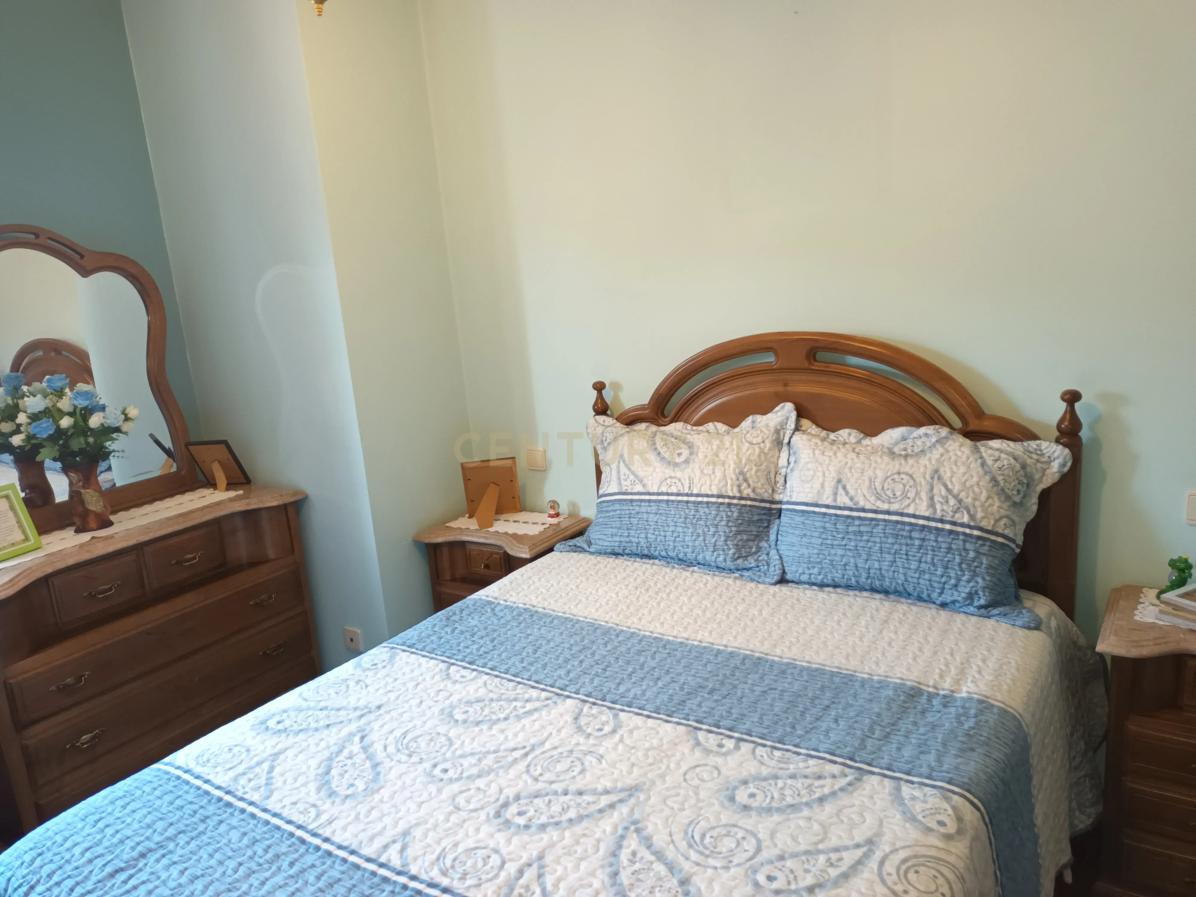 Vende-se apartamento T3 Duplex, zona das Antas, Porto - Image 18