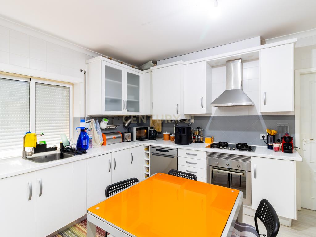 Apartamento T3, Rés do Chão, Marinha Grande - Image 22