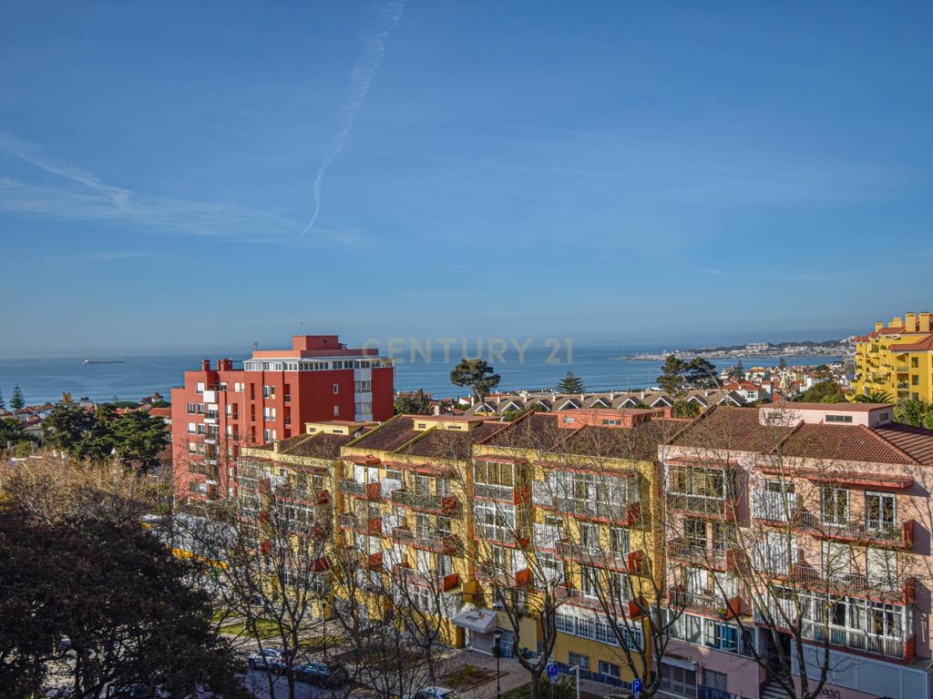 Apartamento T3 com Vista Mar, em São João do Estoril - Image 13