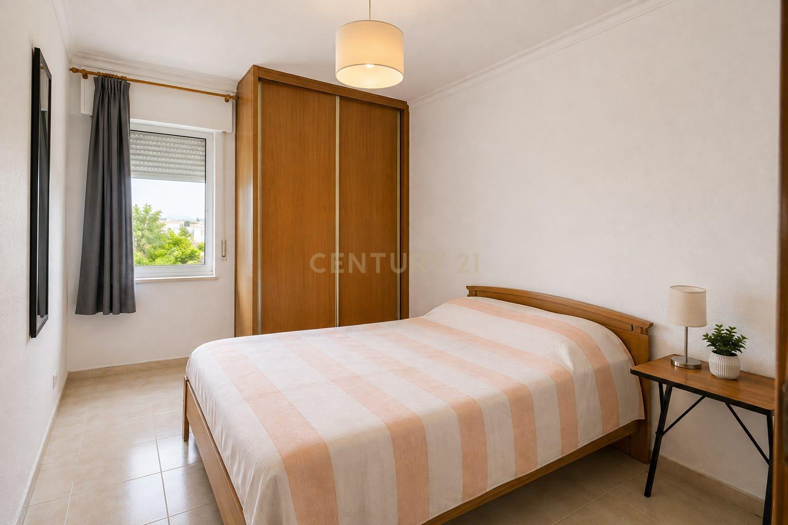 Fotografia 2 de Apartamento T2 em Guia, Albufeira - Oportunidade Única!