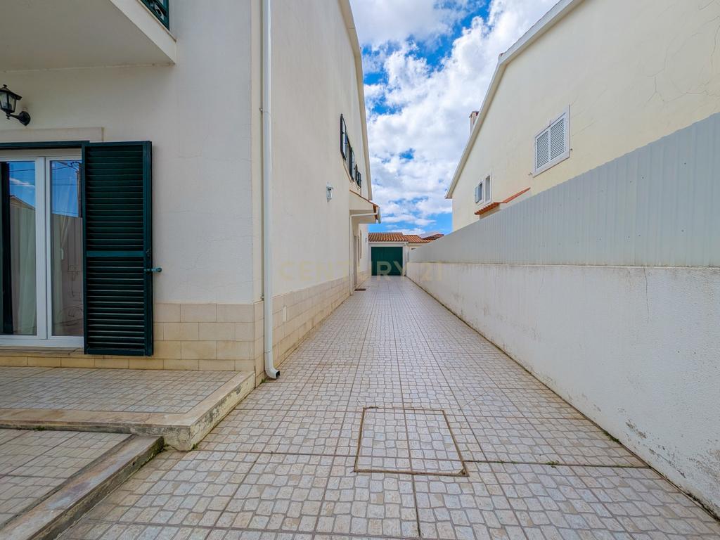 Quinta do Conde - Moradia Geminada Duplex com 142 m², com Garagem - Image 45