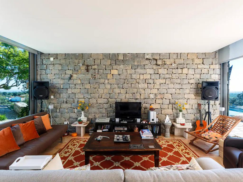MORADIA TÉRREA T3 DE LUXO – ARQUITETURA CONTEMPORÂNEA EM PEDRA, A 8 MINUTOS DE TAVIRA - Image 17