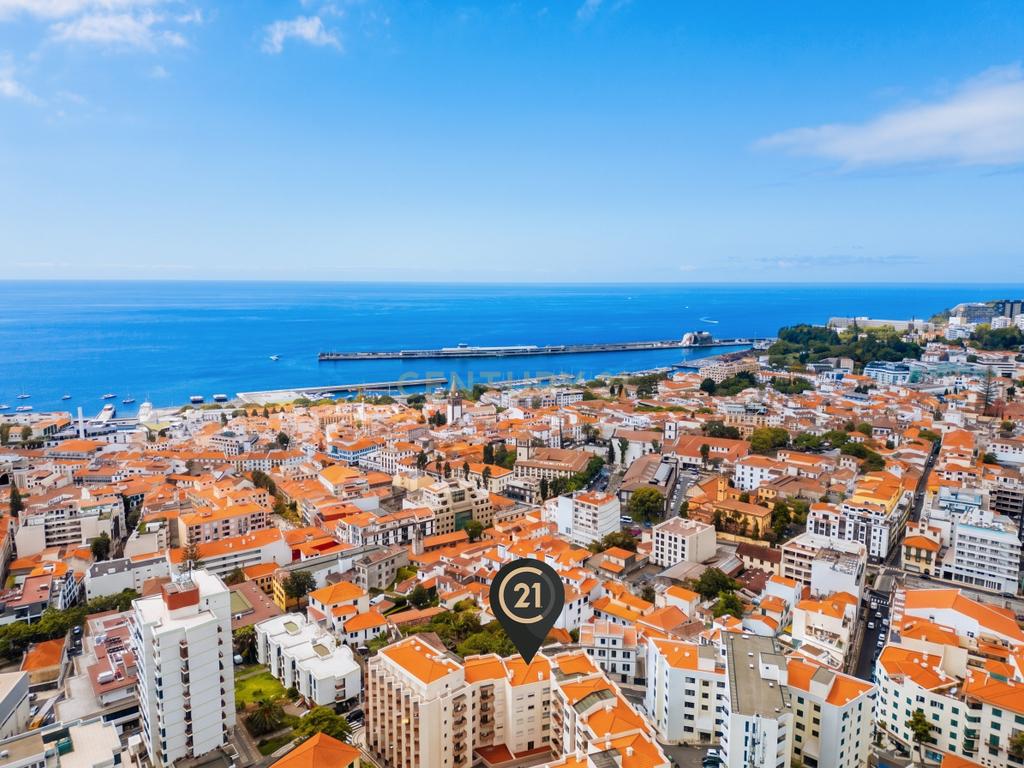 Apartamento T3 para Arrendamento no Funchal - Image 1