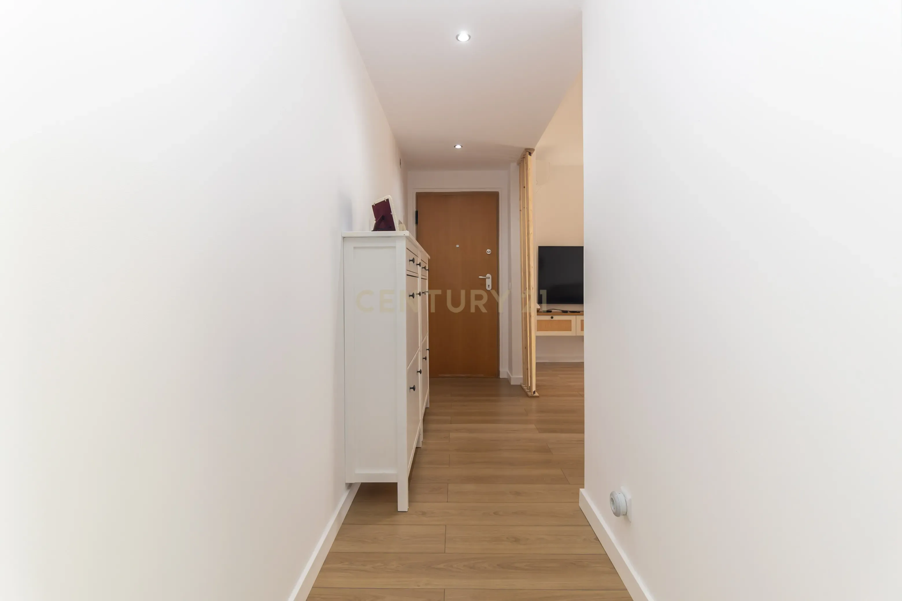 Fotografia 11 de Moderno apartamento T3 com parqueamento e arrecadação
