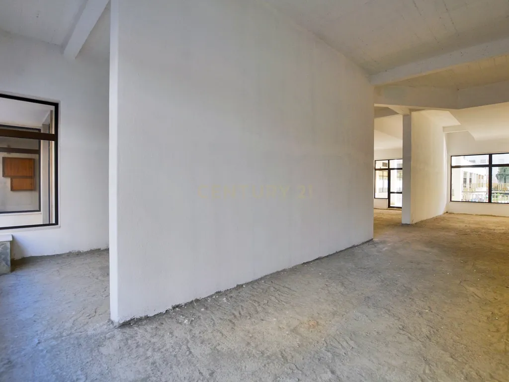 Loja Quinta do Patrimonio/Sacavem - Image 8