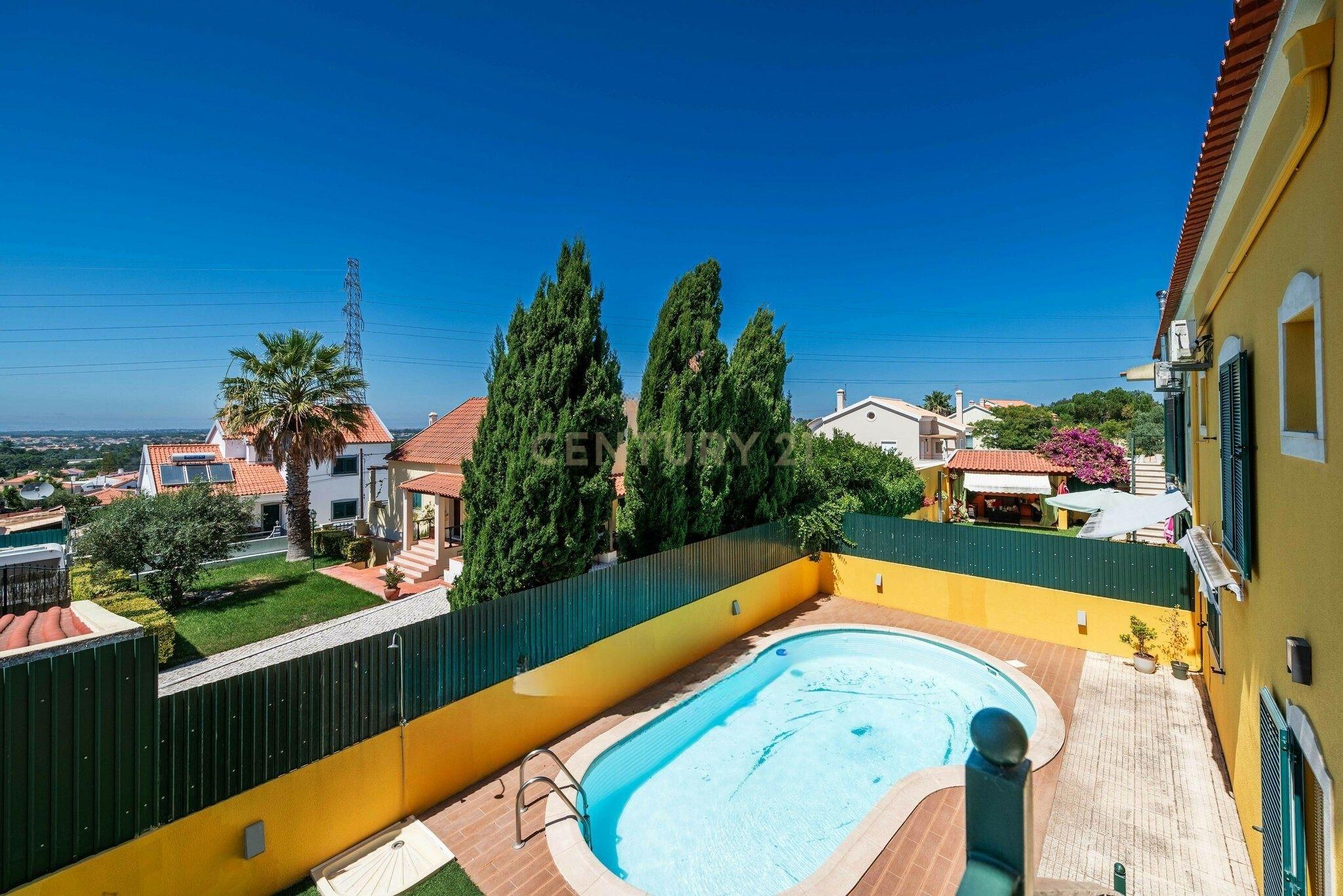 Deixe-se encantar por esta fantástica moradia T3 em Palmela - Image 11