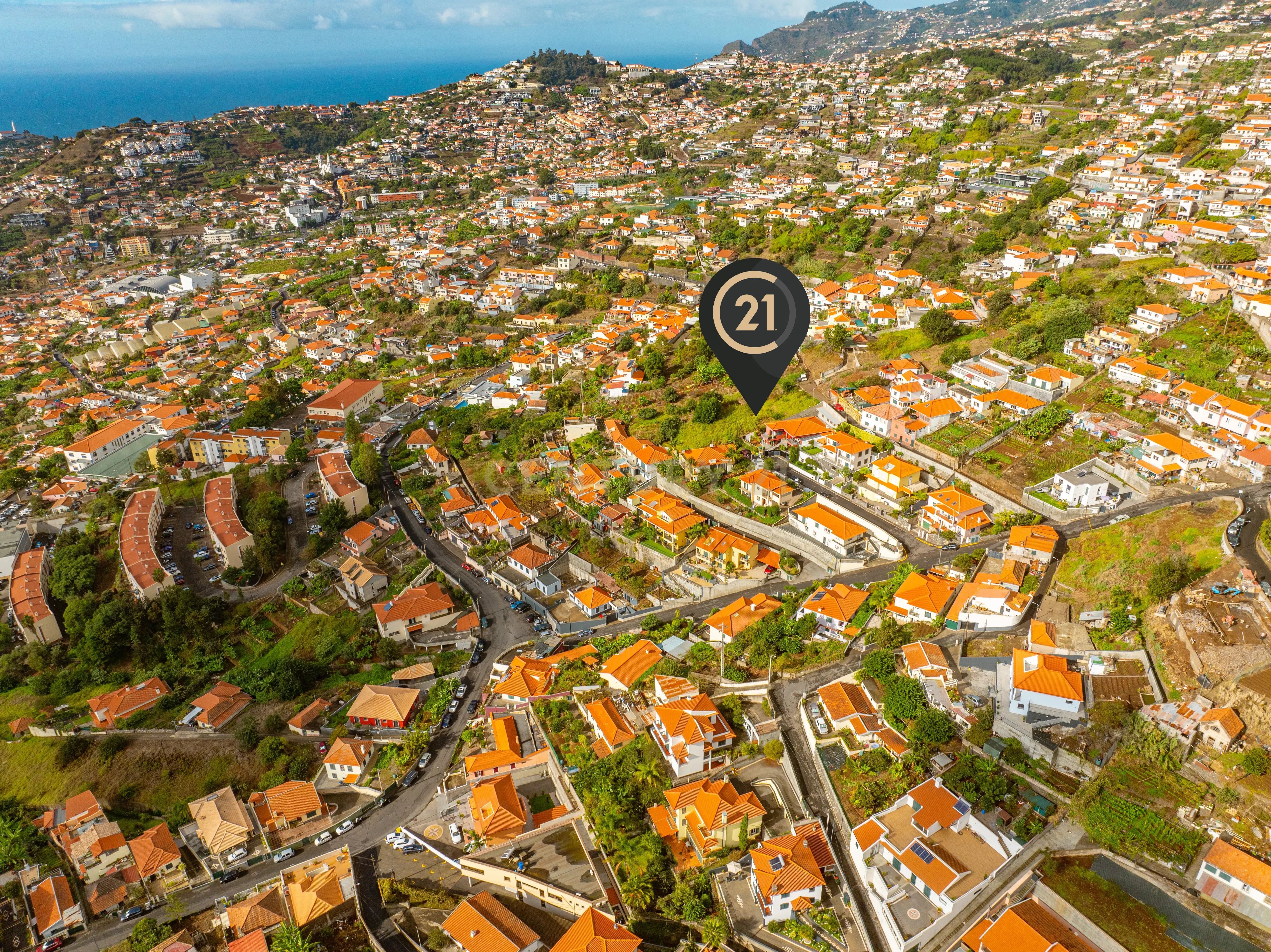 Terreno Urbano para Construção - São Roque, Funchal. - Image 19