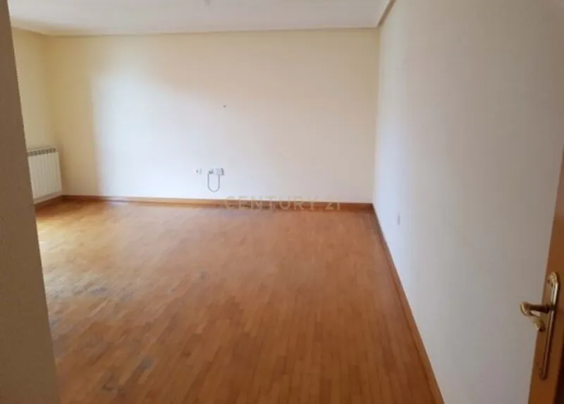 Apartamento T3 na Urbanização Quinta Fonte da Prata - Image 7