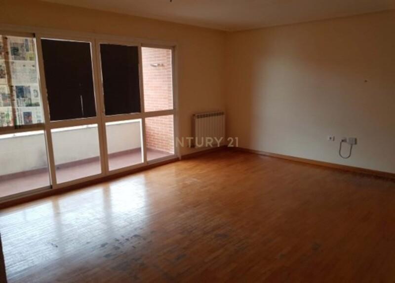 Apartamento T3 na Urbanização Quinta Fonte da Prata - Image 2