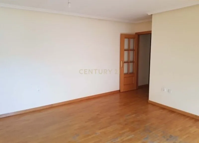 Apartamento T3 na Urbanização Quinta Fonte da Prata - Image 5