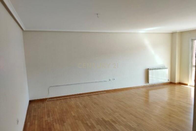 Apartamento - Image 2