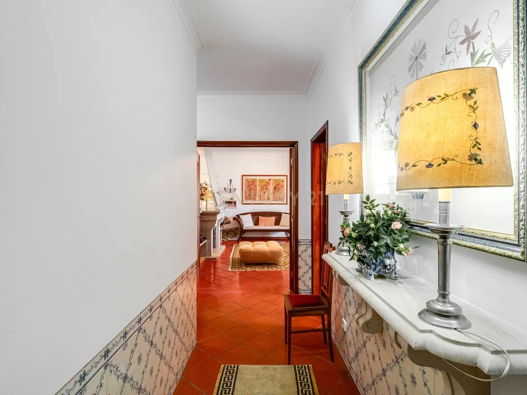 Há casas que se visitam… e há casas que se sentem. Esta é, sem dúvida, uma delas. - Image 1
