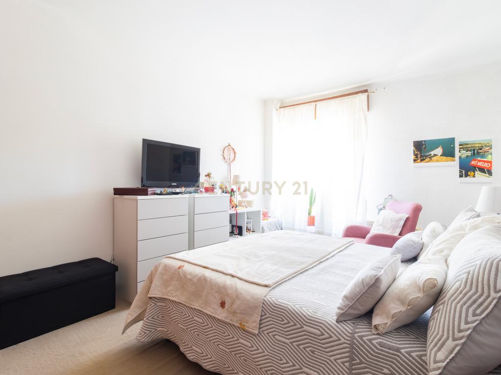 🏡 Apartamento T2 com Elevador no Coração de Alcobaça - Image 4