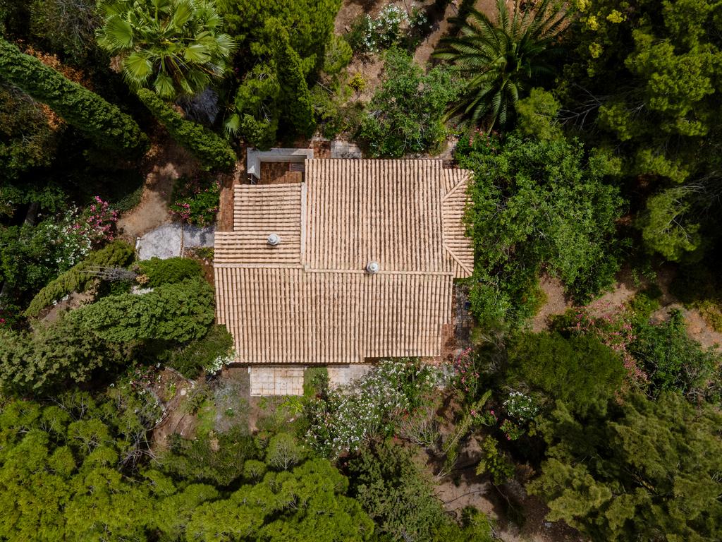 Moradia inserida em terreno com 3.560m2 a 5 minutos das Praias da Marinha, Benagil e Albandeira - Image 31
