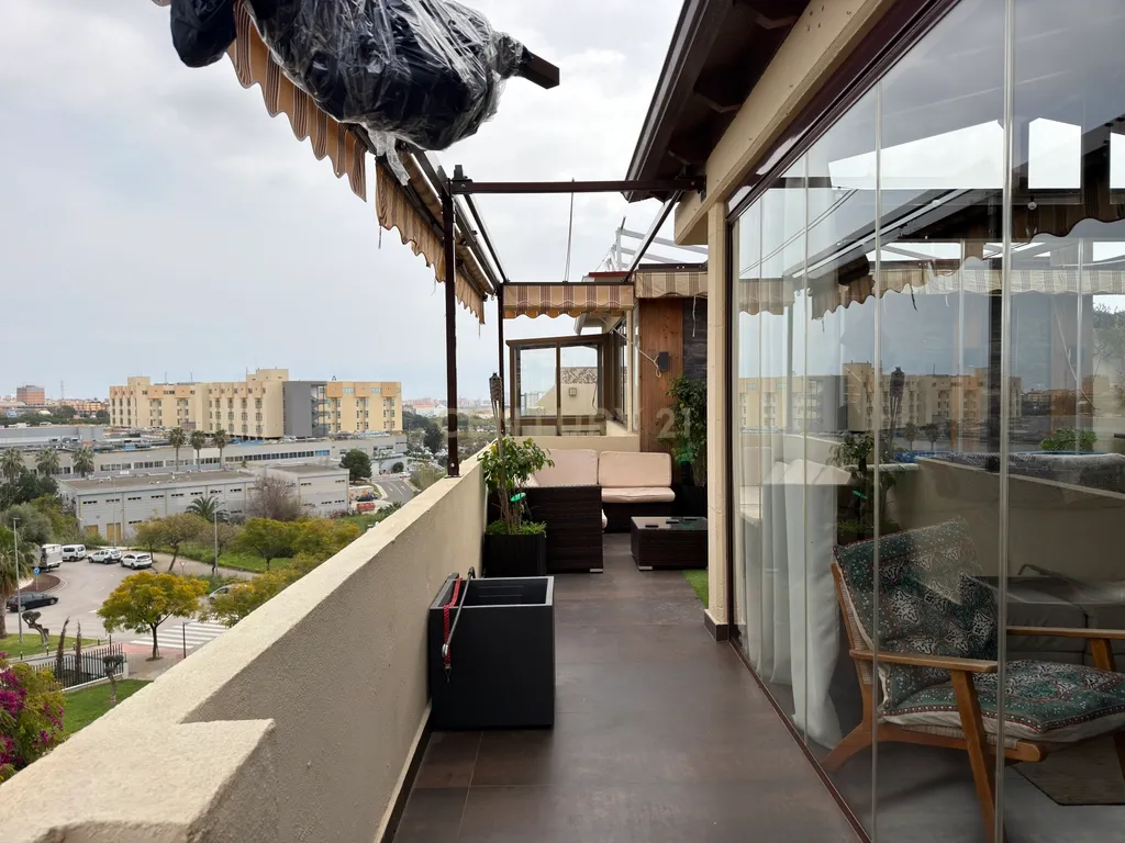 Apartamento T3 com Vista Panorâmica - Image 4