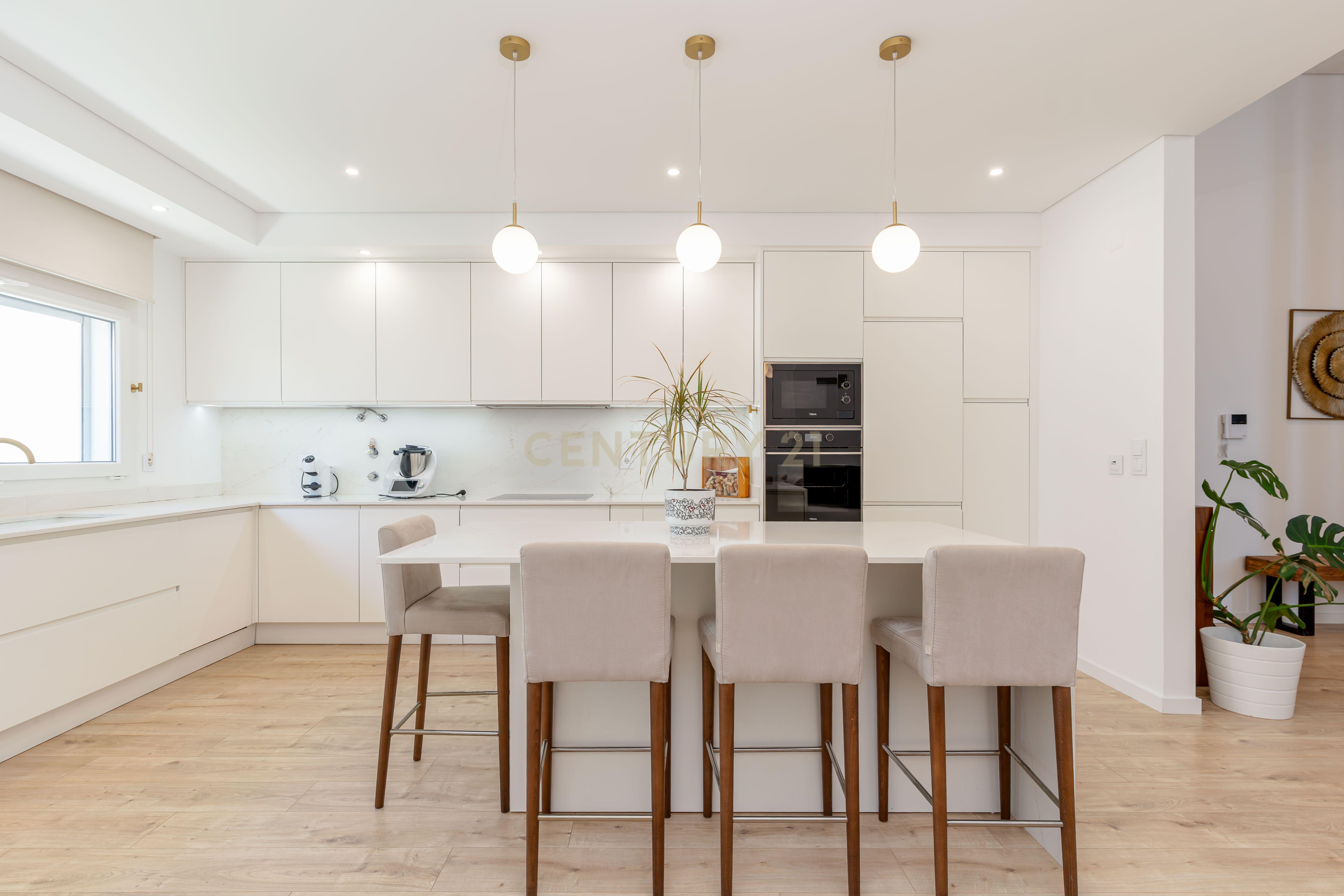 Fotografia 3 de Moradia T4 Térrea de excelência com piscina e casa independente de 50m2 | Quinta da Marquesa