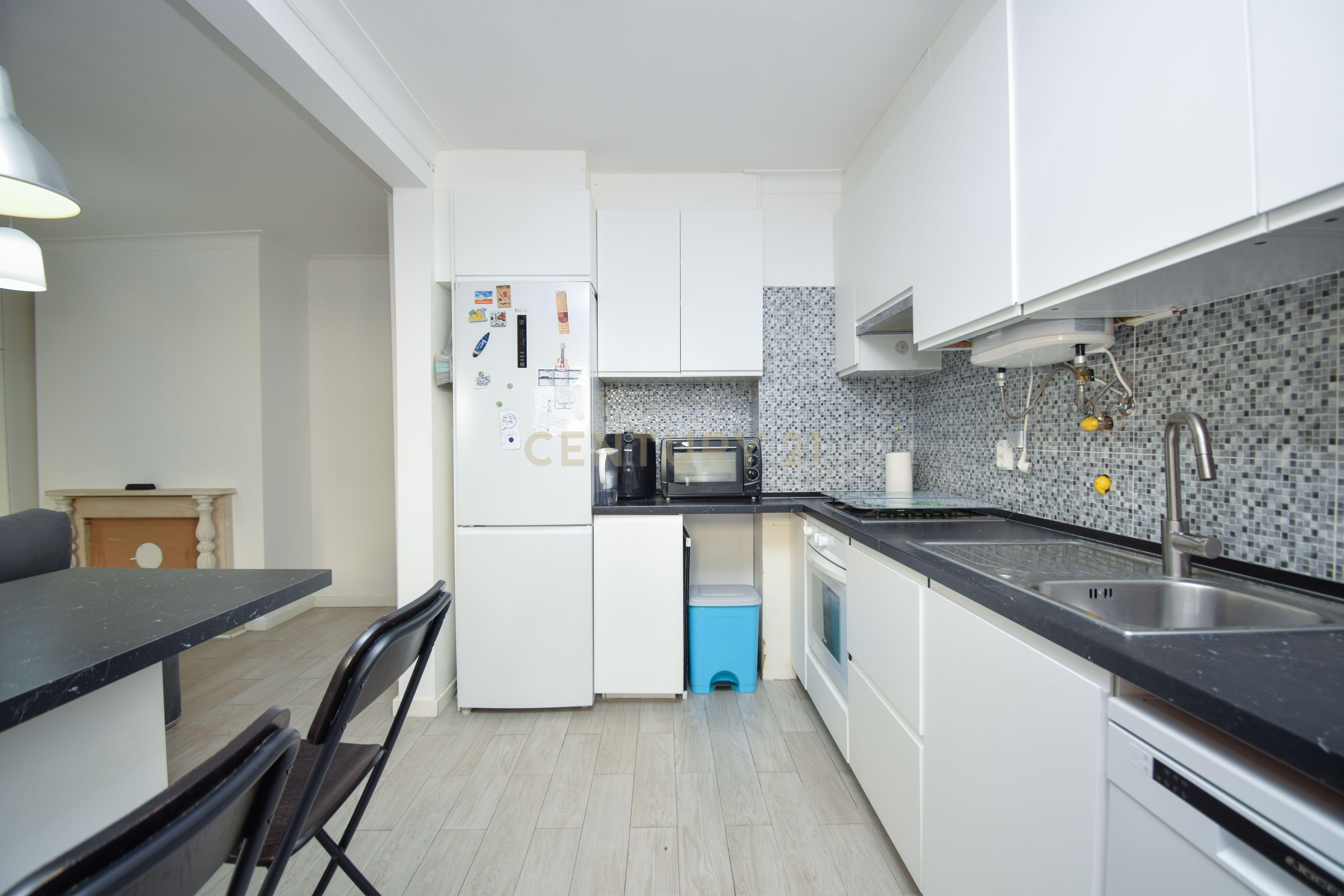 Fotografia 5 de Apartamento T2 Remodelado - Alcochete