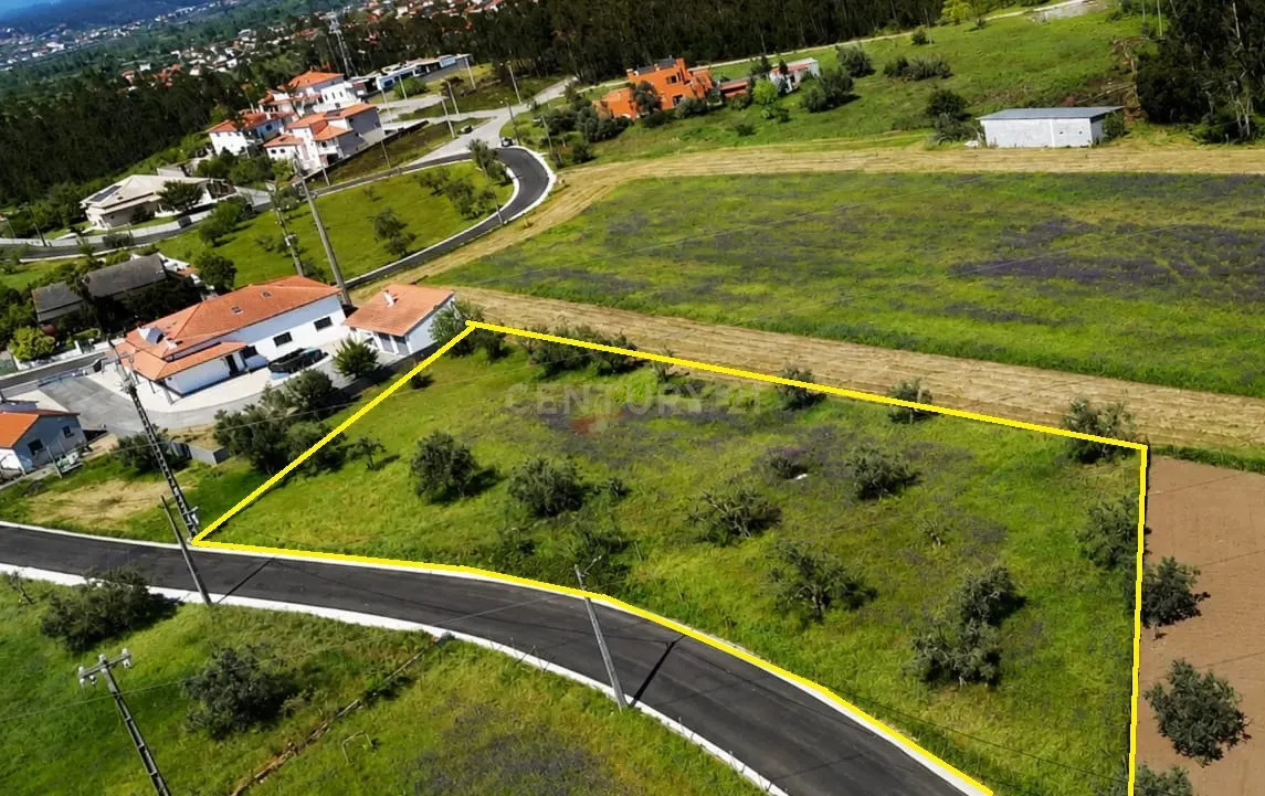 Fotografia 3 de Terreno para Construção | Casal Fernão João