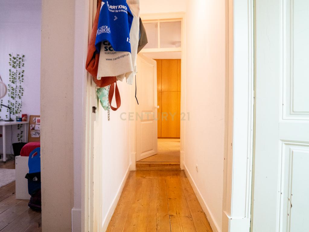 Apartamento T5 em Arroios: mais espaço, mais conforto e mais Família! - Image 39
