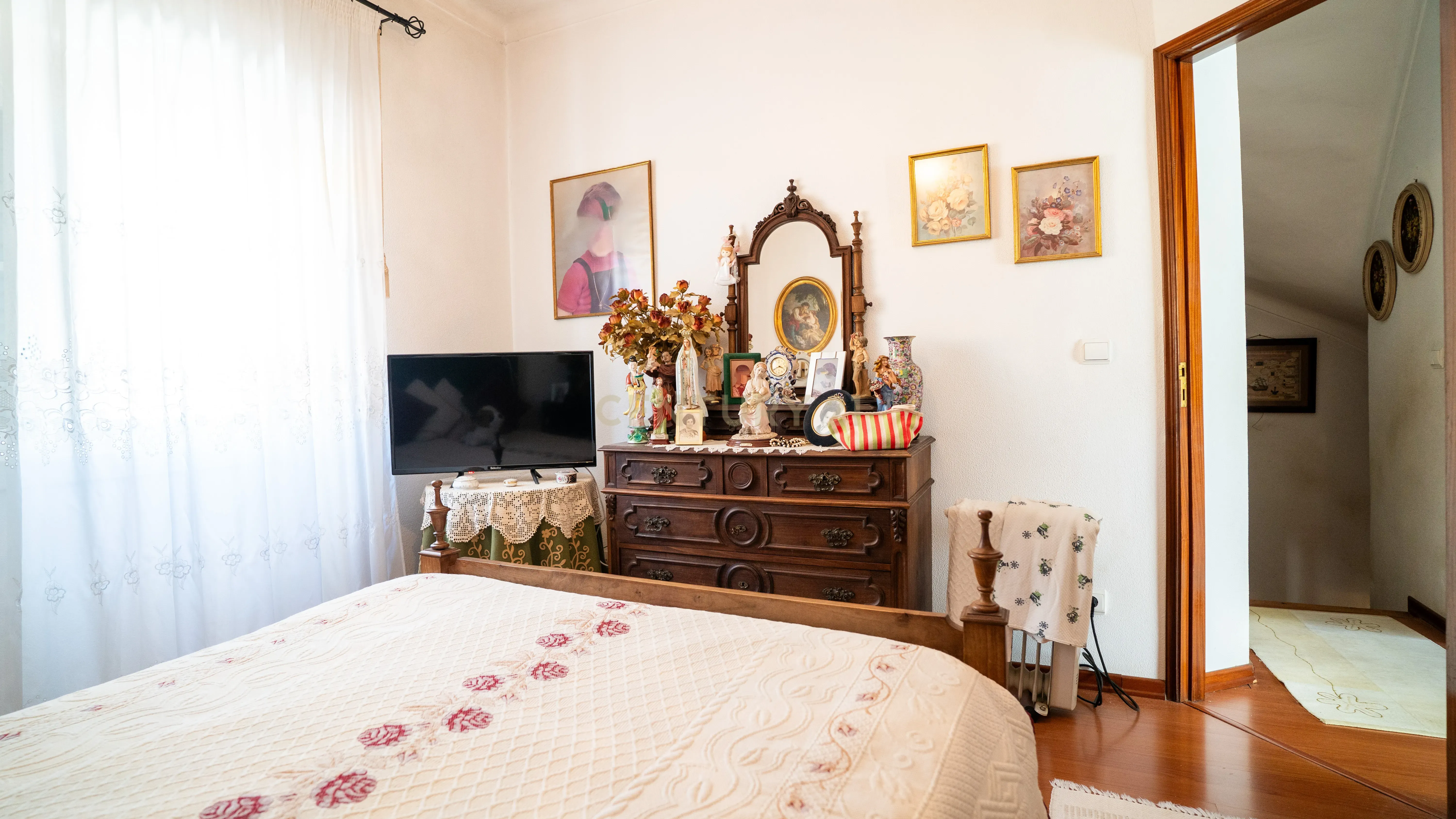Moradia T3 – Caselas - Restelo - Image 17