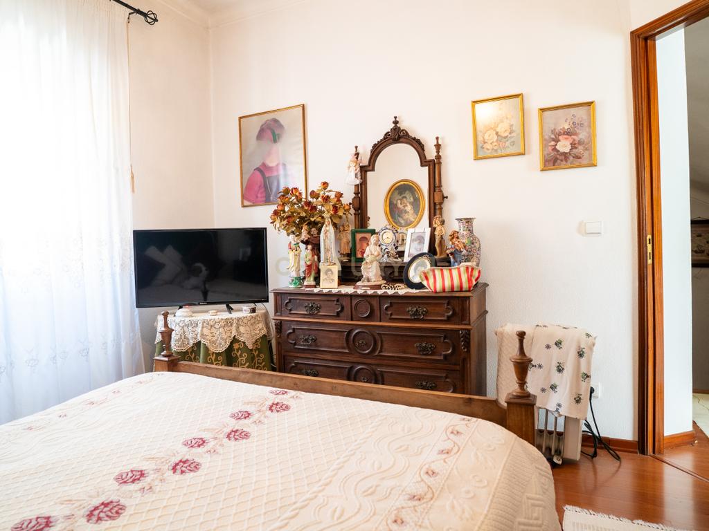 Moradia T3 – Caselas - Restelo - Image 17