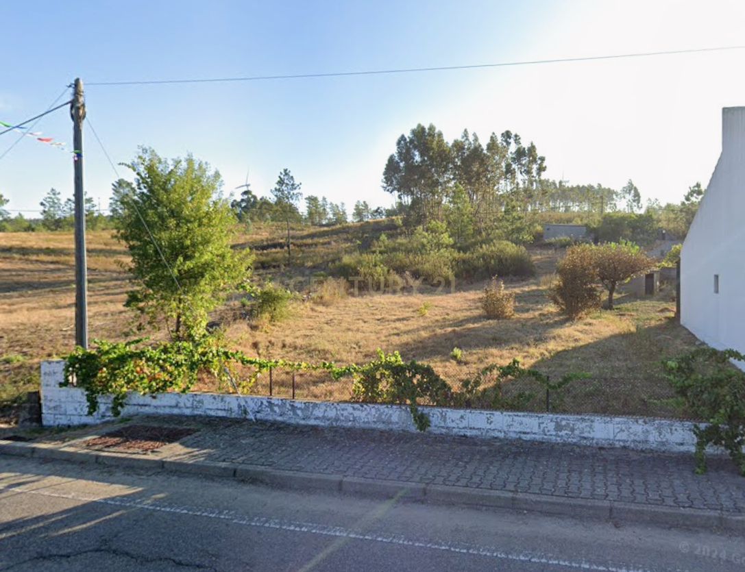 Fotografia 3 de Terreno Rústico com possibilidade de construção em Retaxo