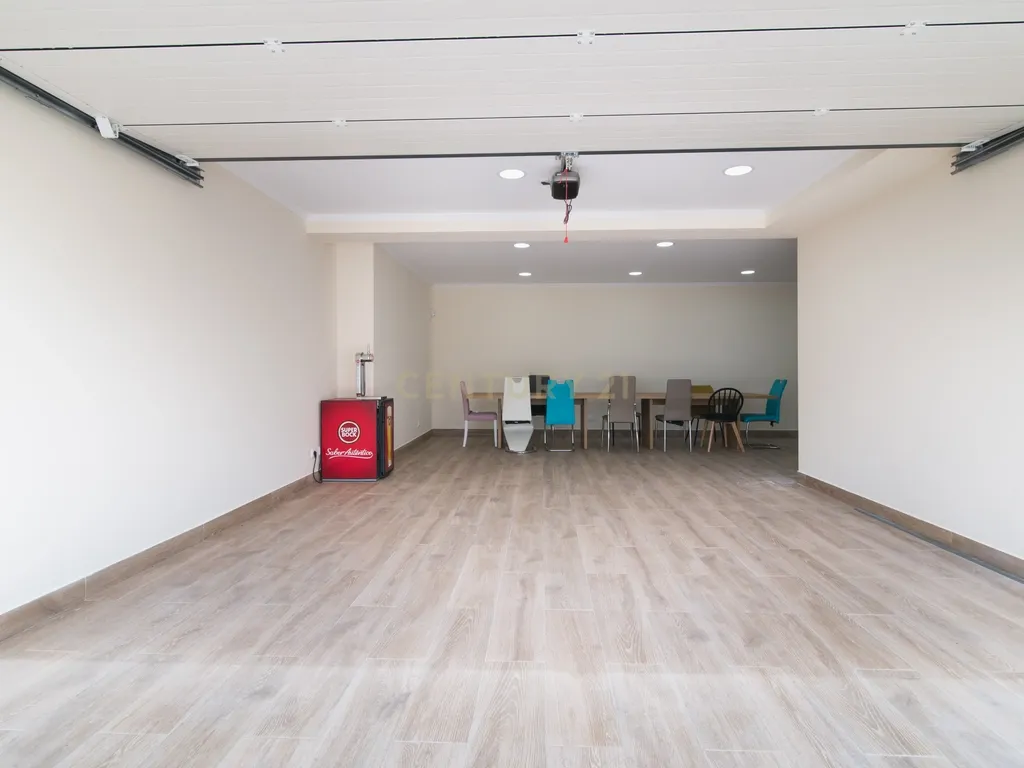 Moradia nova para estrear, de Sonho com Vista Panorâmica Sobre Lisboa no Bairro Casal do Bispo - Image 38