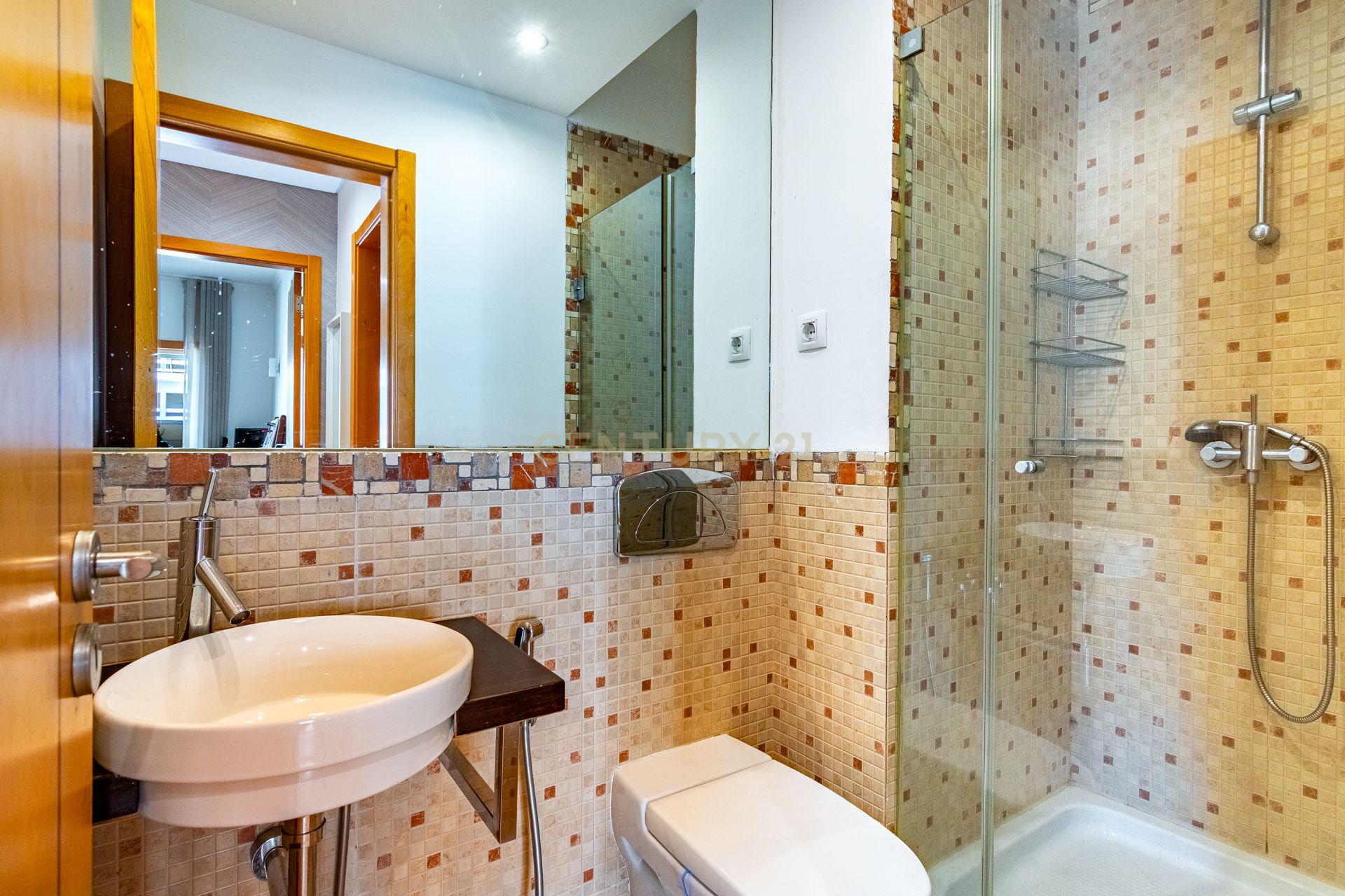 Apartamento T2 com Piscina em Portimão - 270.000€ - Image 15
