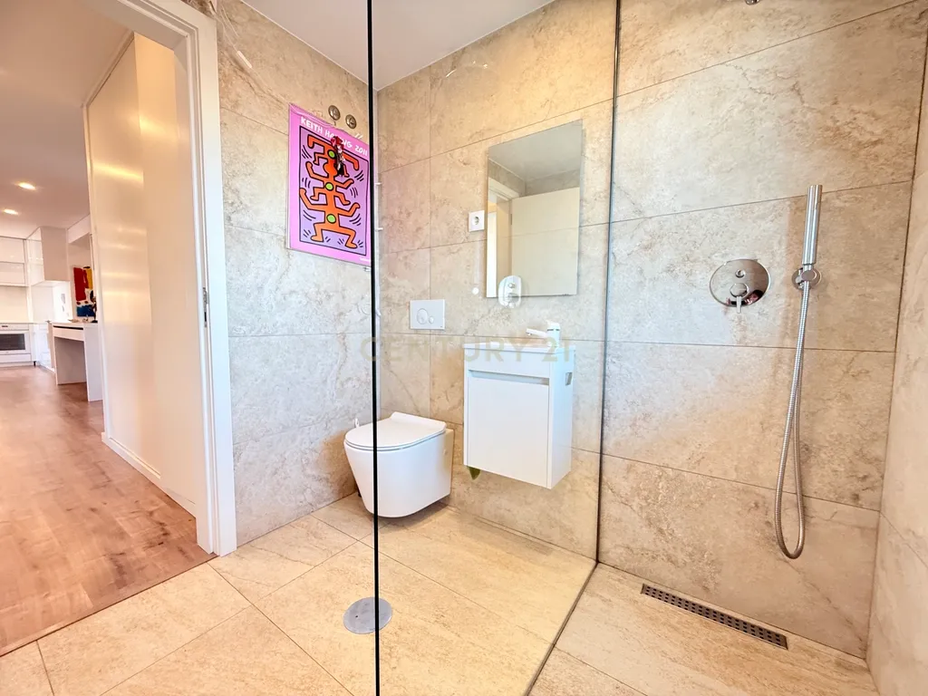 Apartamento T3 Remodelado com Vista Mar – Mindelo, Vila do Conde - Image 11