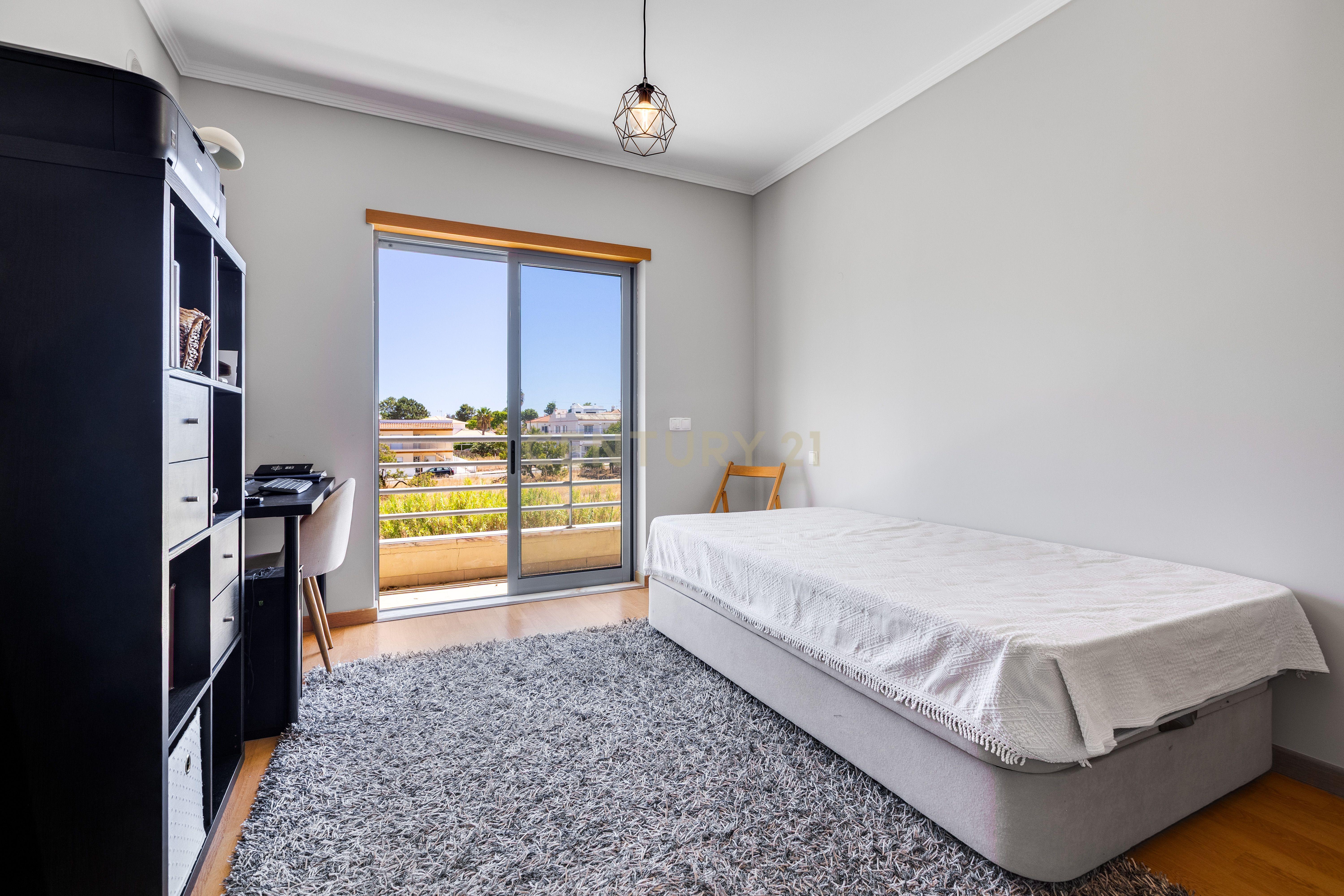 Apartamento T3 à venda em Quelfes, Olhão — foto 18