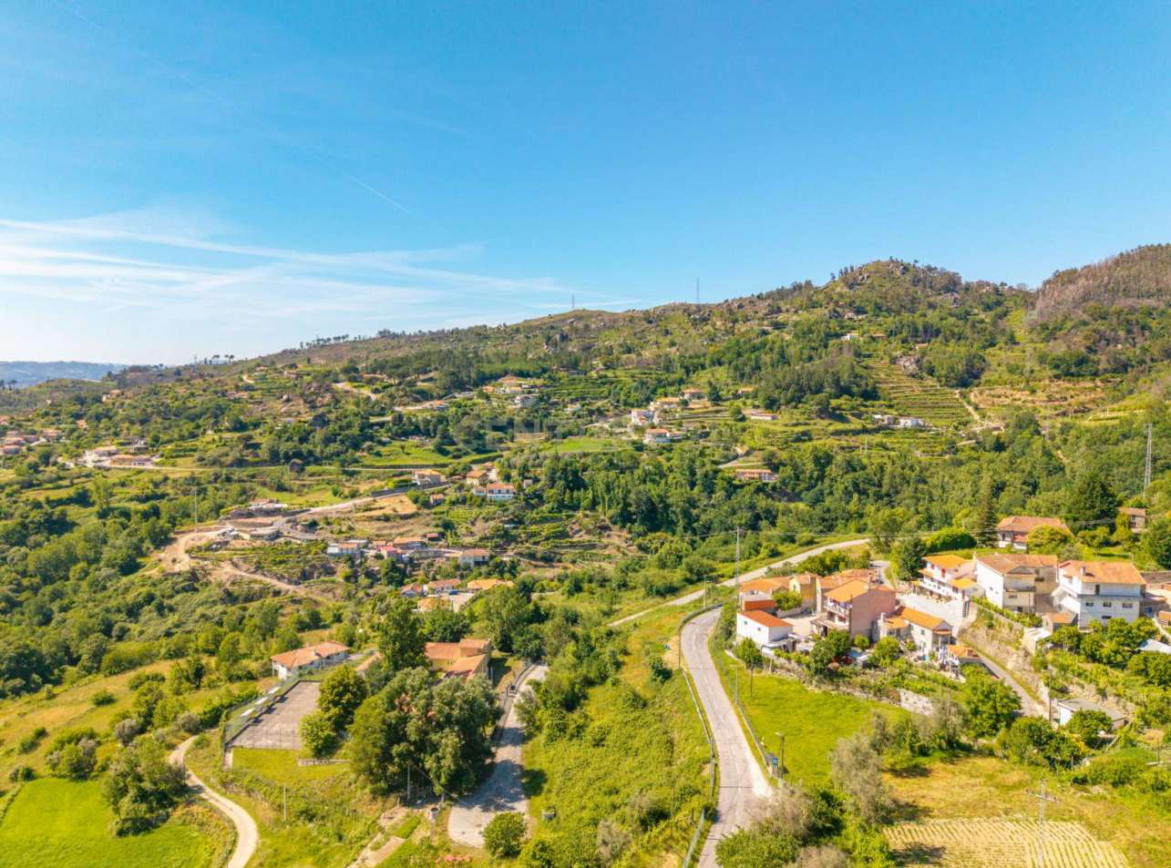 Fotografia 5 de Terreno em Lardosa, Soalhães, Marco de Canaveses