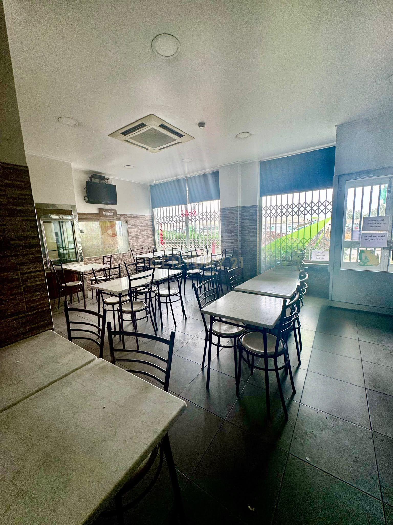 Fotografia 7 de Restaurante Churrasqueira p/Trespasse - metro da Reboleira, Amadora