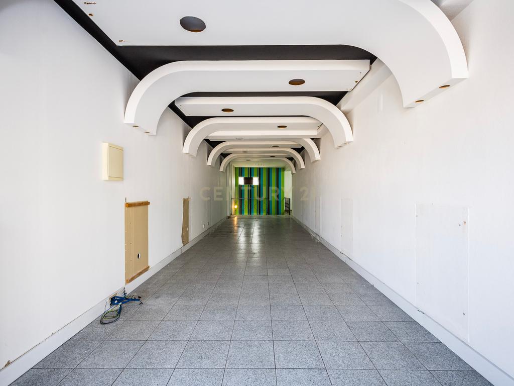 LOJA AVENIDA MARQUÊS DE POMBAL / LEIRIA - Image 21