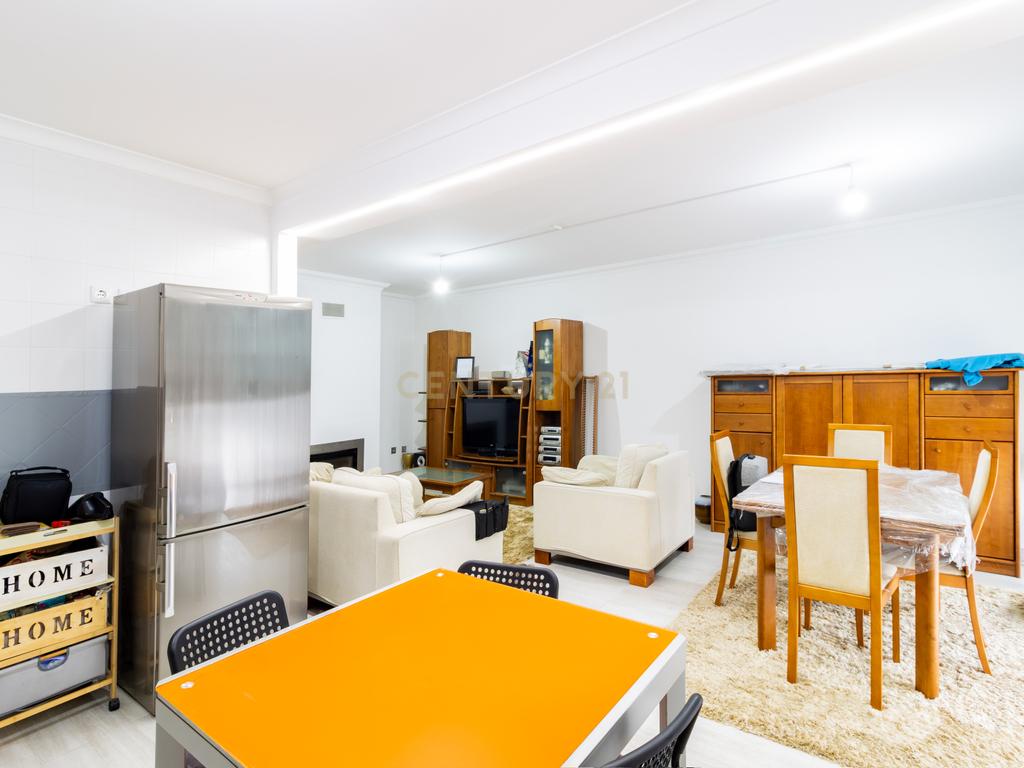 Apartamento T3, Rés do Chão, Marinha Grande - Image 13