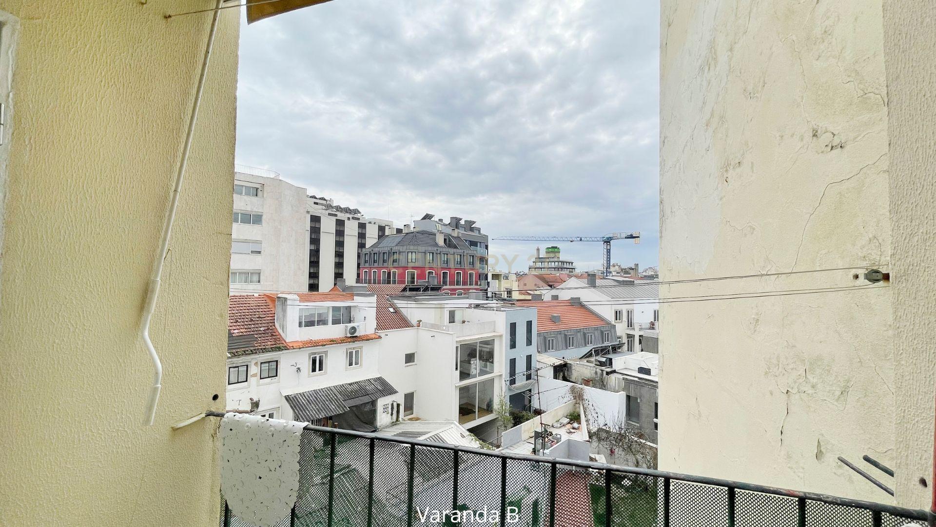 APARTAMENTO T4, Picoas Situado entre o Saldanha e o Marquês Pombal - Image 23