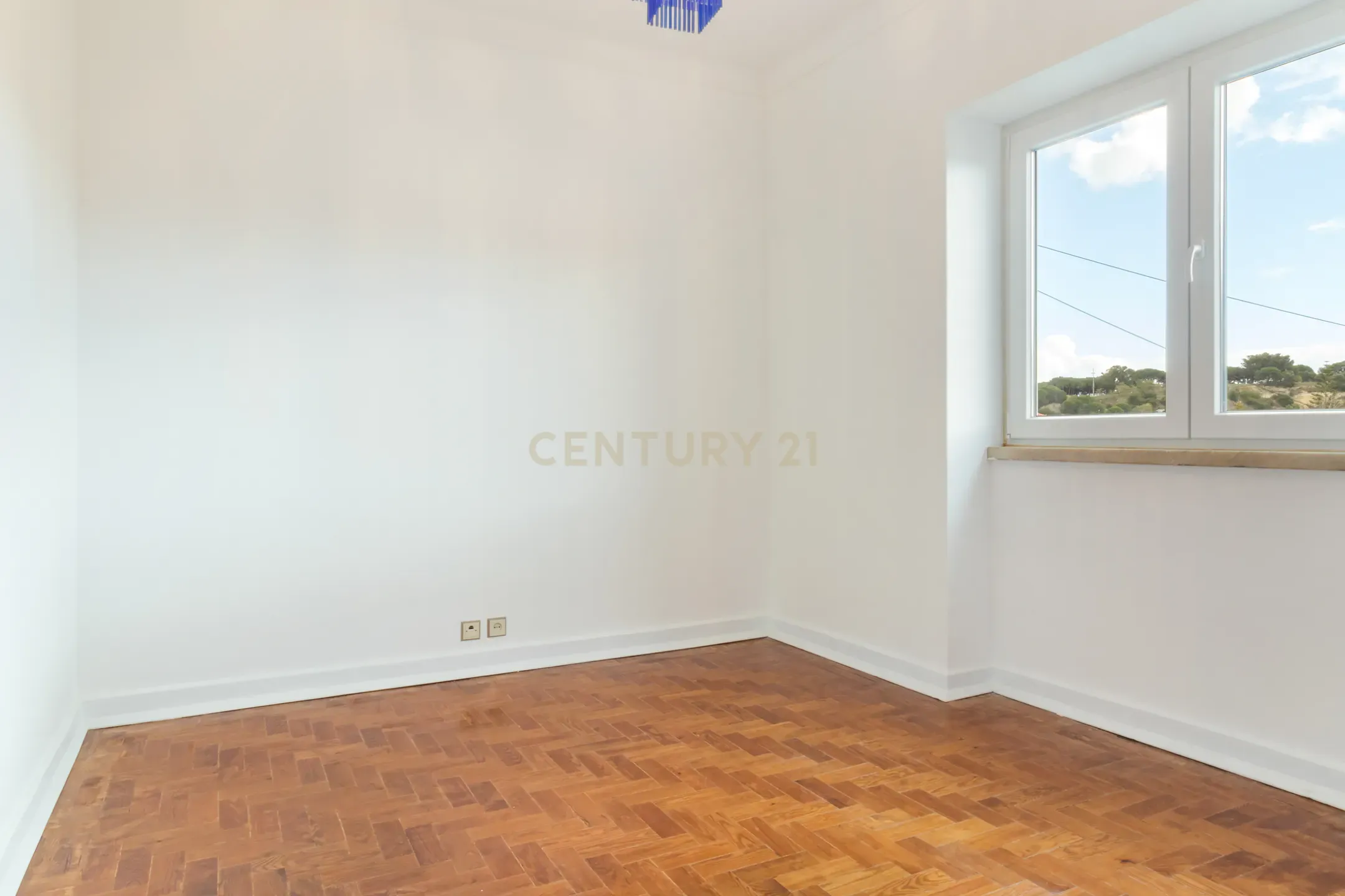 Moradia T3+2 para renovar em Alvalade, Lisboa. Em Venda! - Image 16
