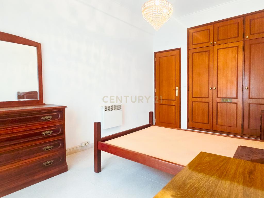 Apartamento T2 + 1 em Pinhal Novo, Palmela Arrendamento - Image 13