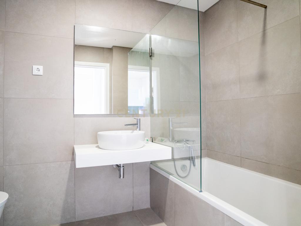 Moradia T4 – Empreendimento Sky City -  Serra de Carnaxide - Image 20