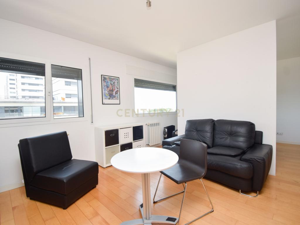 Apartamento T0 na Rua do Volga, Parque das Nações, Lisboa - Image 2