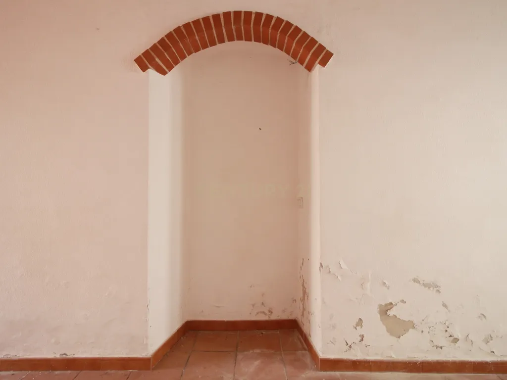 Apartamento e arrumos para venda em Borba - Image 10