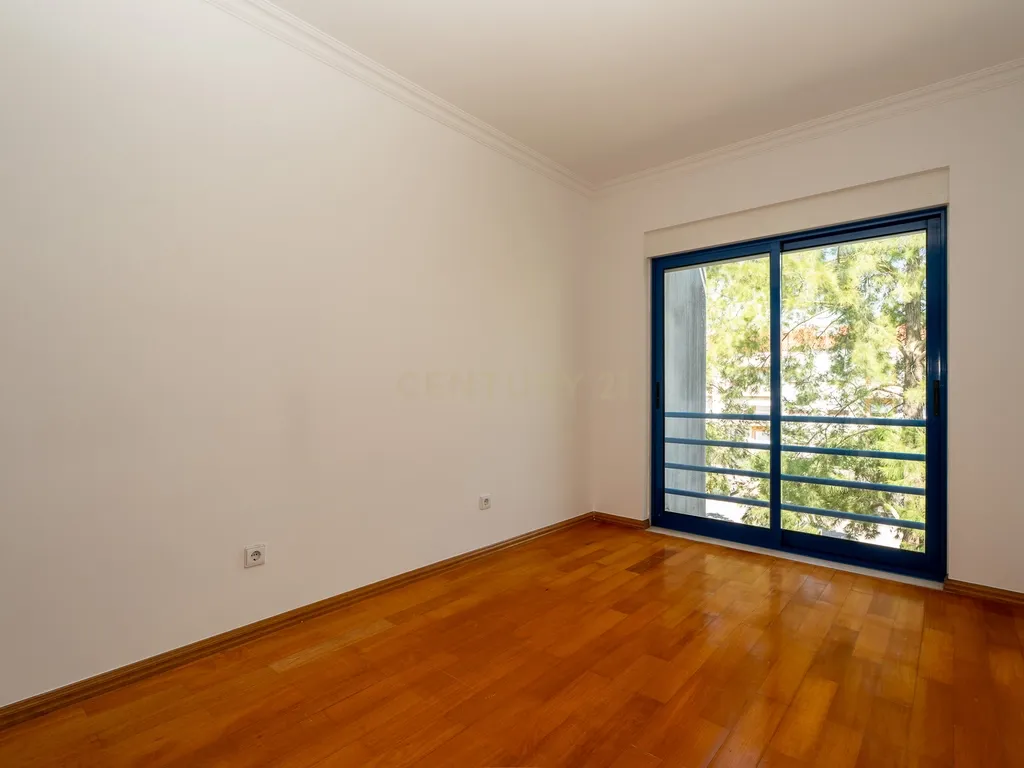 Apartamento T3 Janelas do Parque no Montijo - Image 34