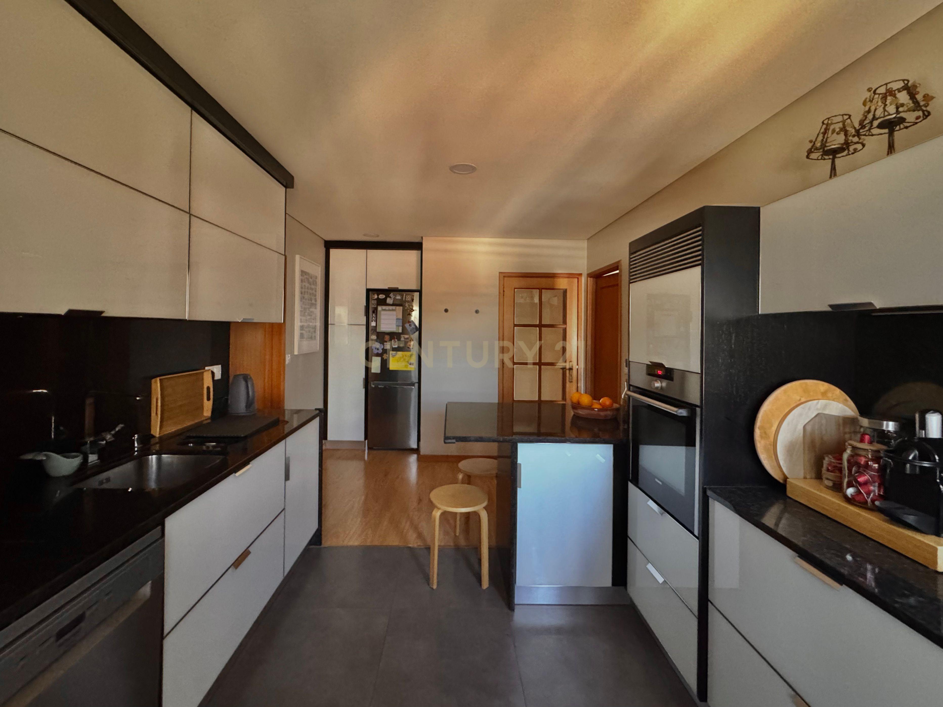 Apartamento T4 à venda em Santo Tirso, Couto (Santa Cristina e São Miguel) e Burgães, Santo Tirso — foto 4