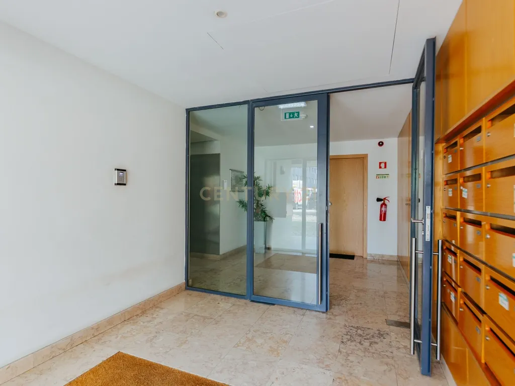 T2 - Condominio Portucalle - Parque das Nações - Image 24