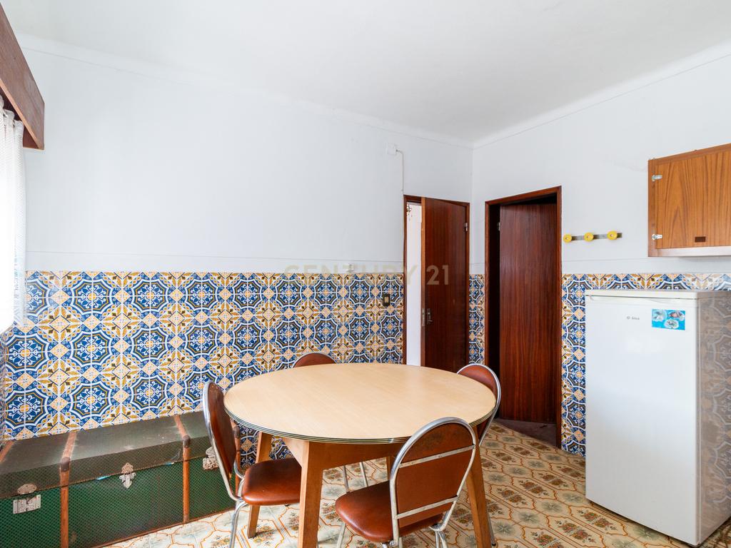 Excelente Moradia T4 - Image 13