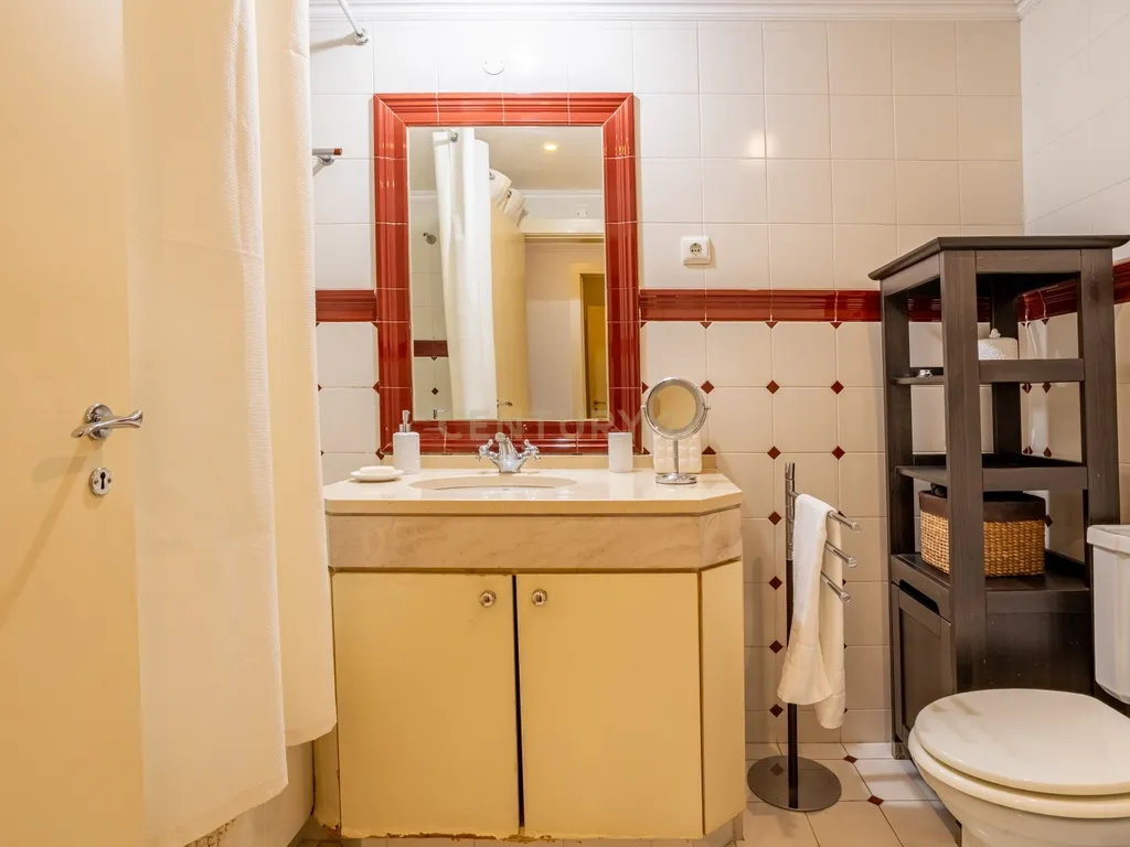 Arrendamento Apartamento T2 mobilado - Centro de Lisboa - Image 23