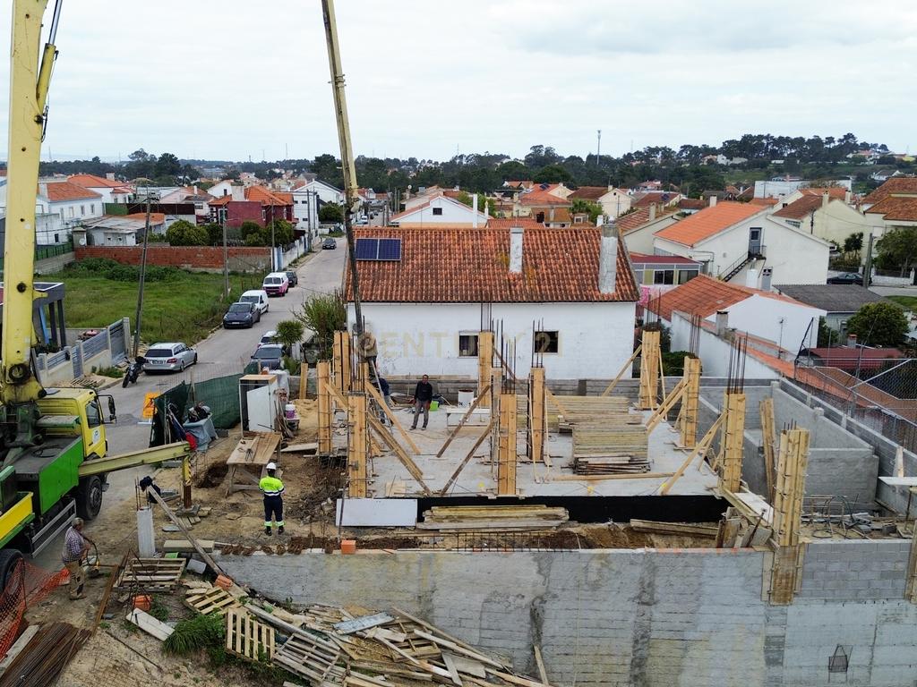 Moradia Nova em Construção – Fernão Ferro - Image 35