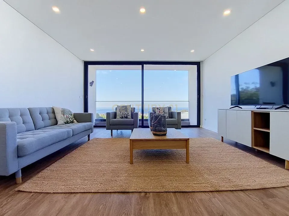Fotografia 10 de Apartamento T2 Novo Mobilado com Vista Mar – Lagoa | São Miguel