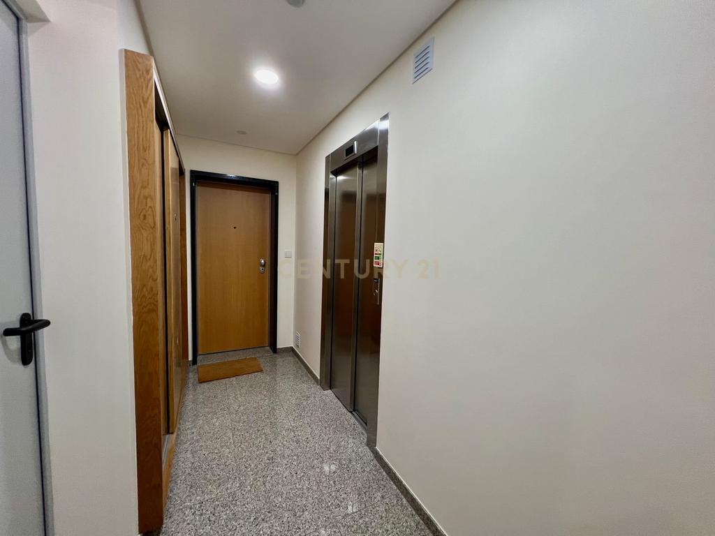 Apartamento T2 NOVO para arrendamento - Image 12