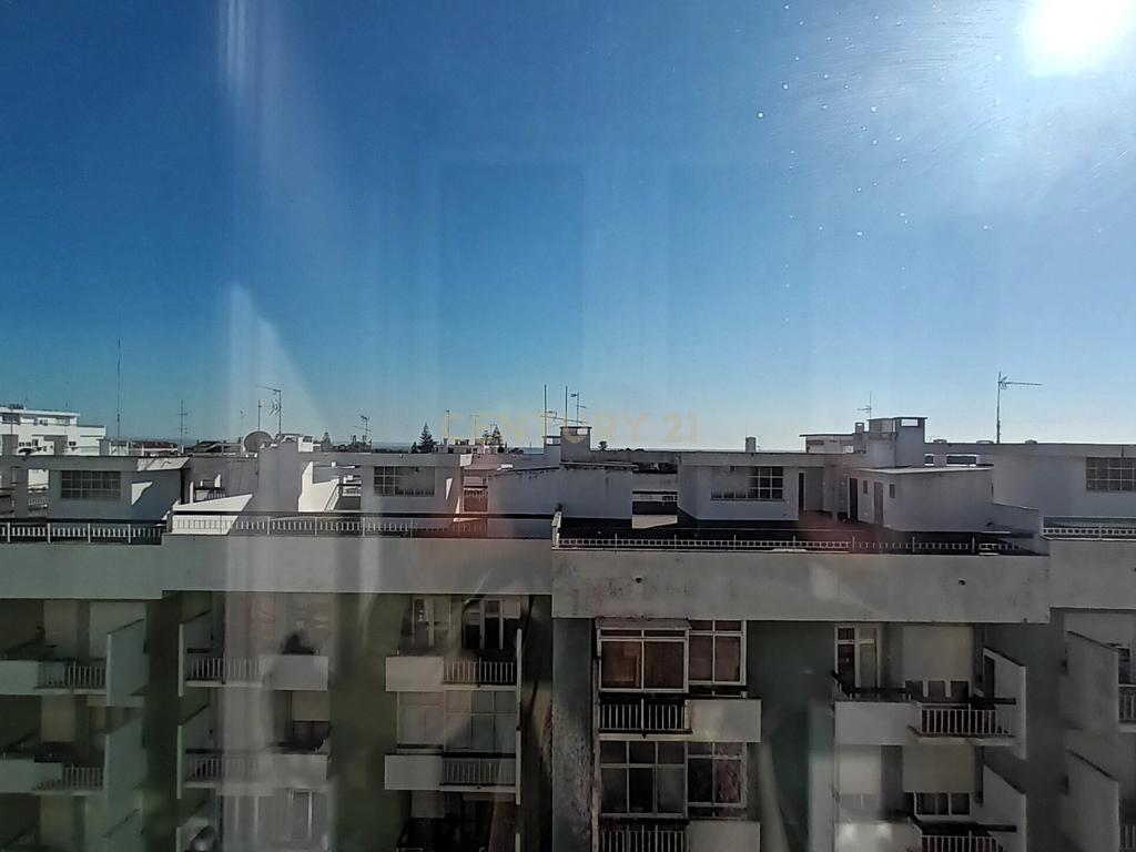 Apartamento de 3 assoalhadas em Oeiras para arrendamento - Image 37