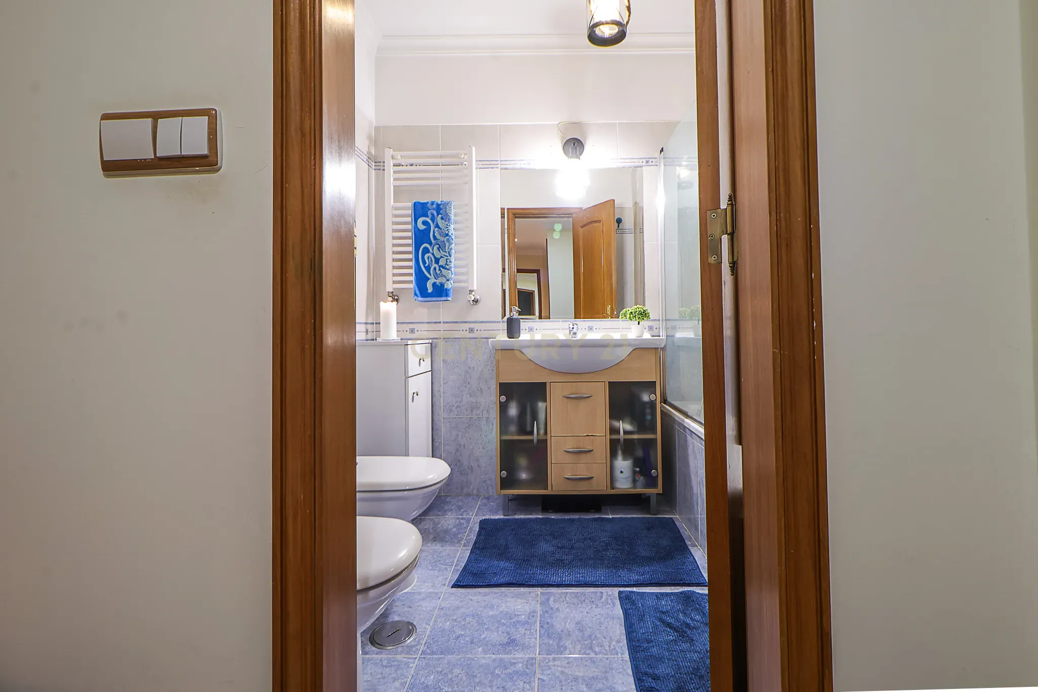 Apartamento T3 em Pinhal de Frades, Seixal, com garagem e arrecadação. - Image 30